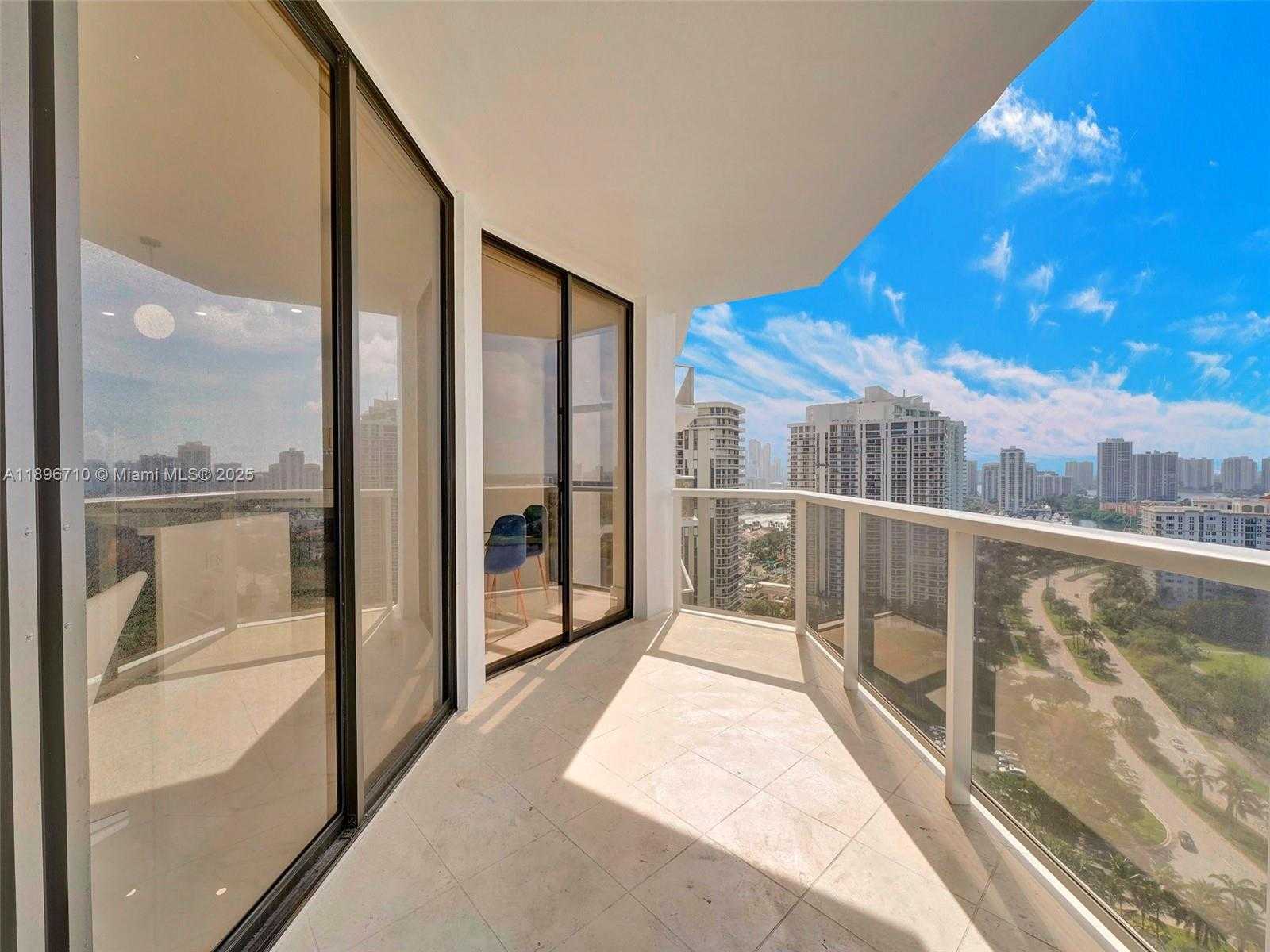 Small Image of 20281 EAST COUNTRY CLUB DR #2109, Aventura Number 38