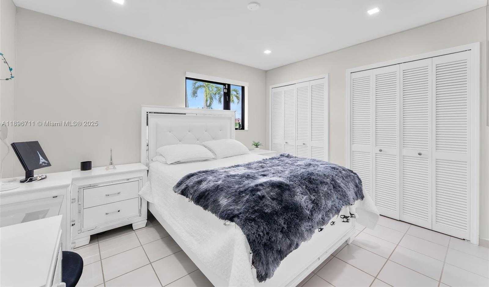 Small Image of 1417 SOUTH WEST 139TH AVE #1417, Miami Number 16