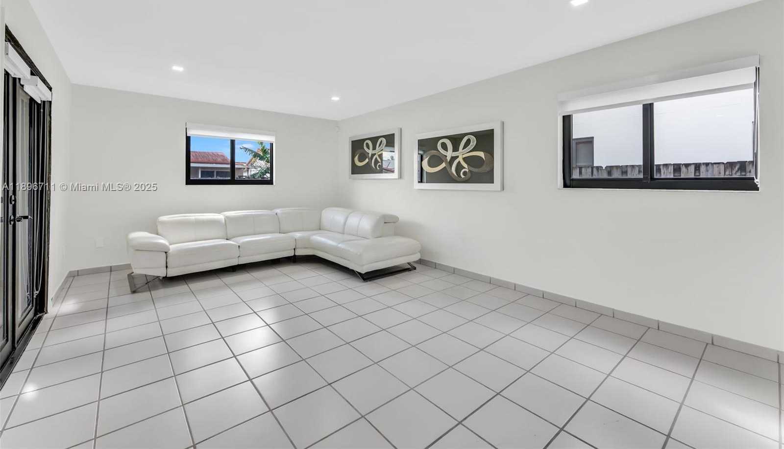 Small Image of 1417 SOUTH WEST 139TH AVE #1417, Miami Number 21