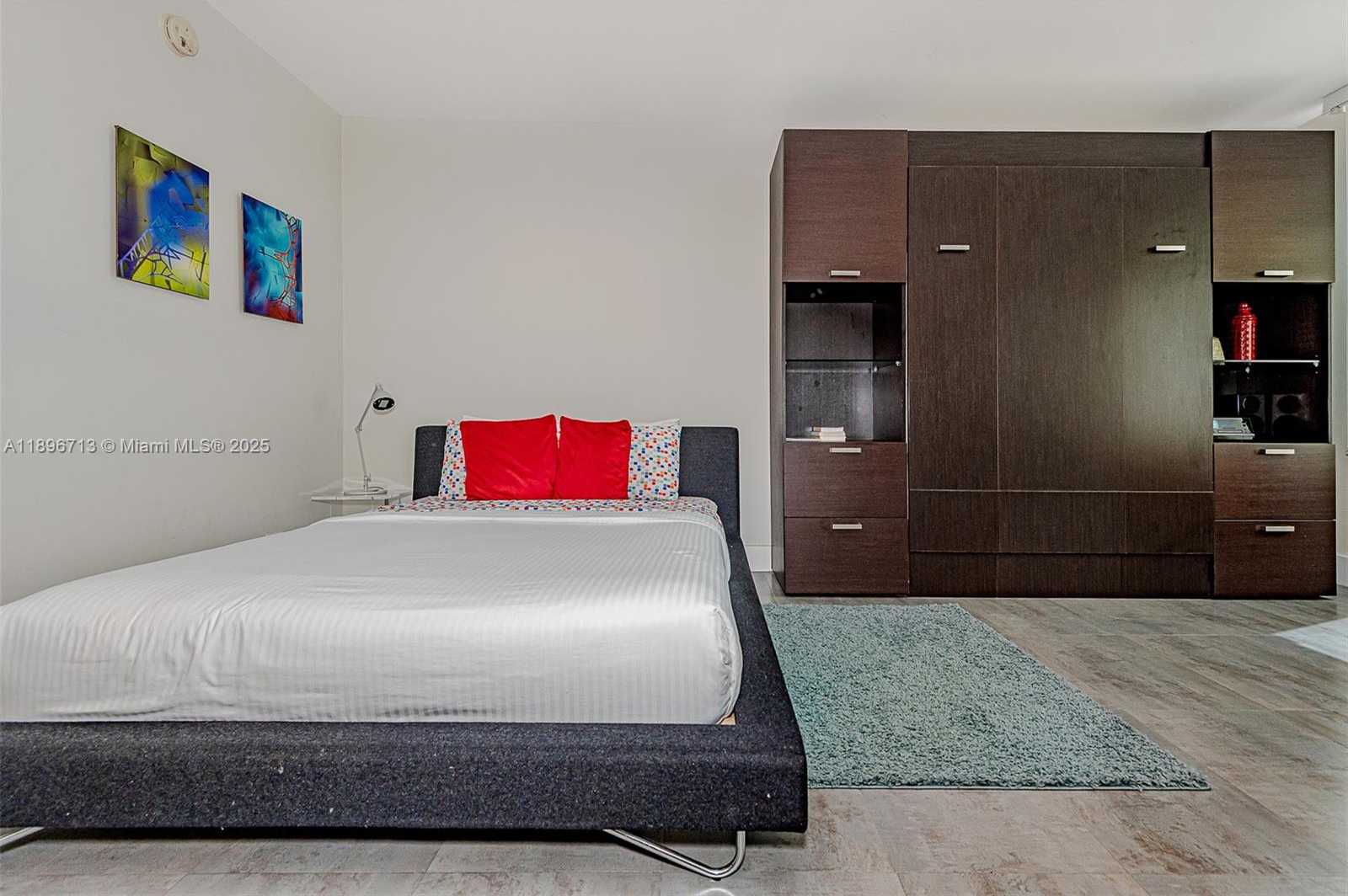 Small Image of 2301 COLLINS AVE #723, Miami Beach Number 12