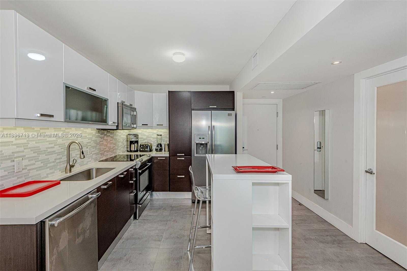 Small Image of 2301 COLLINS AVE #723, Miami Beach Number 19