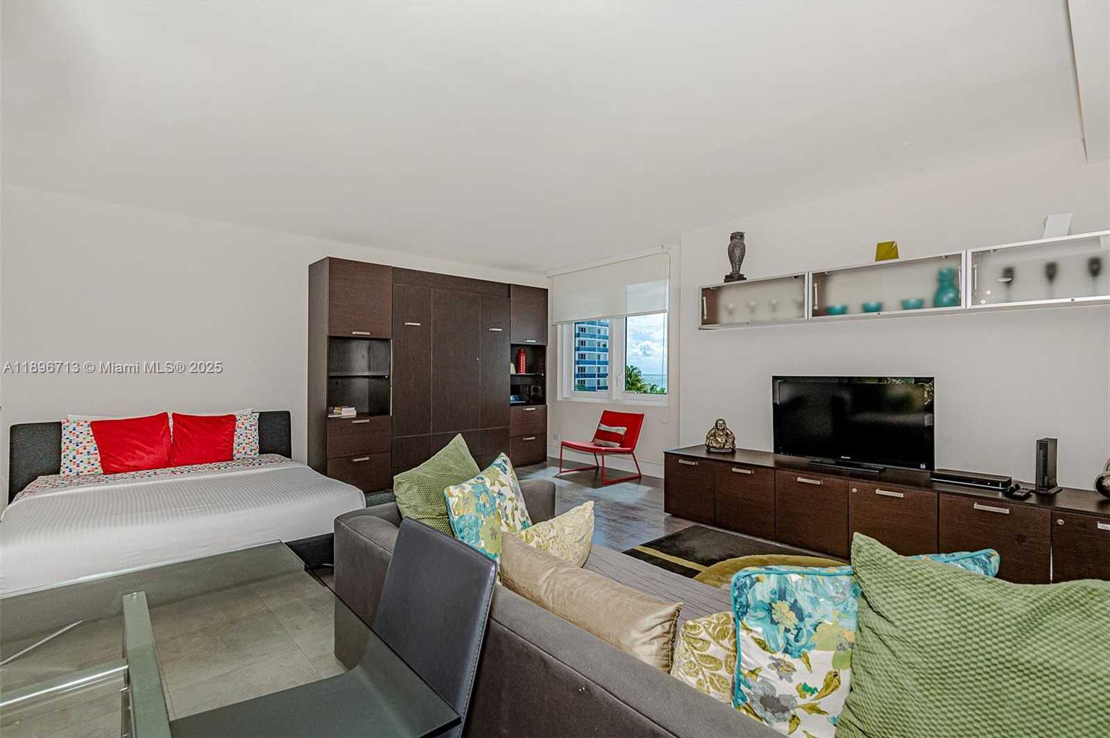 Small Image of 2301 COLLINS AVE #723, Miami Beach Number 5