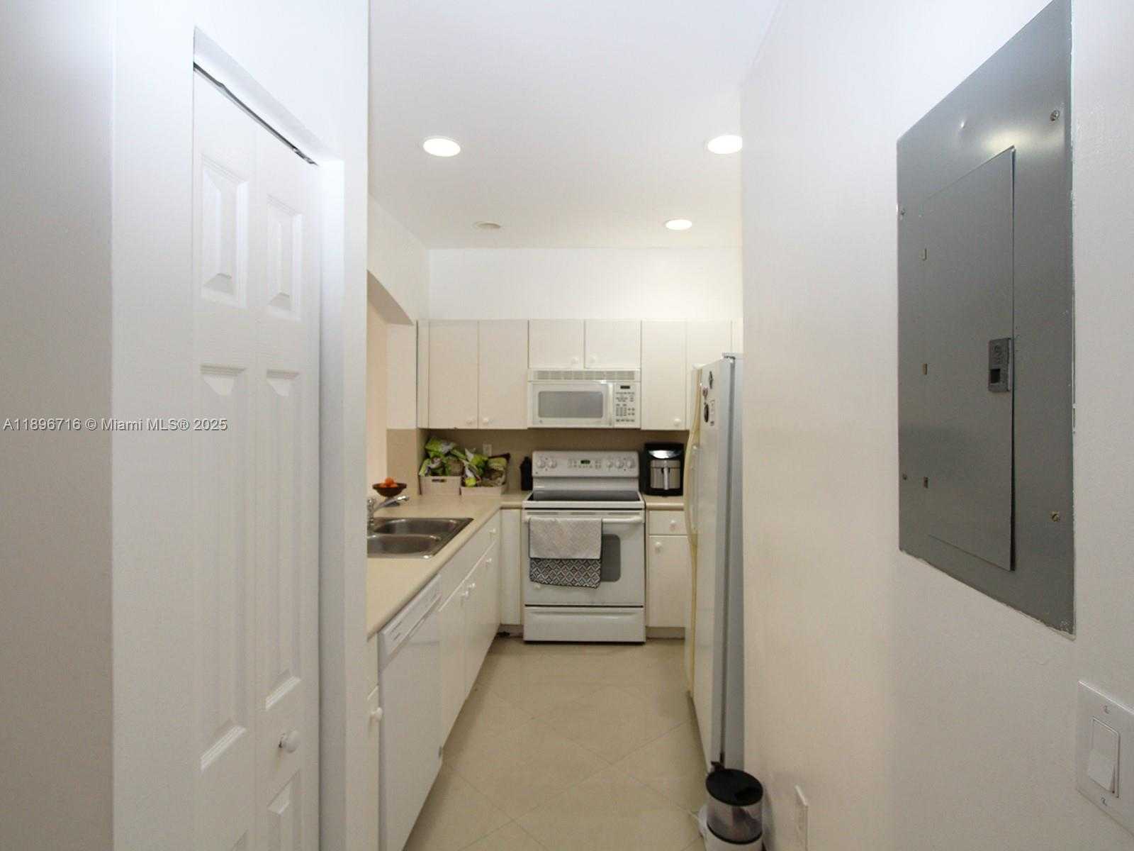 Small Image of 5755 NORTH WEST 115TH CT #110, Doral Number 12