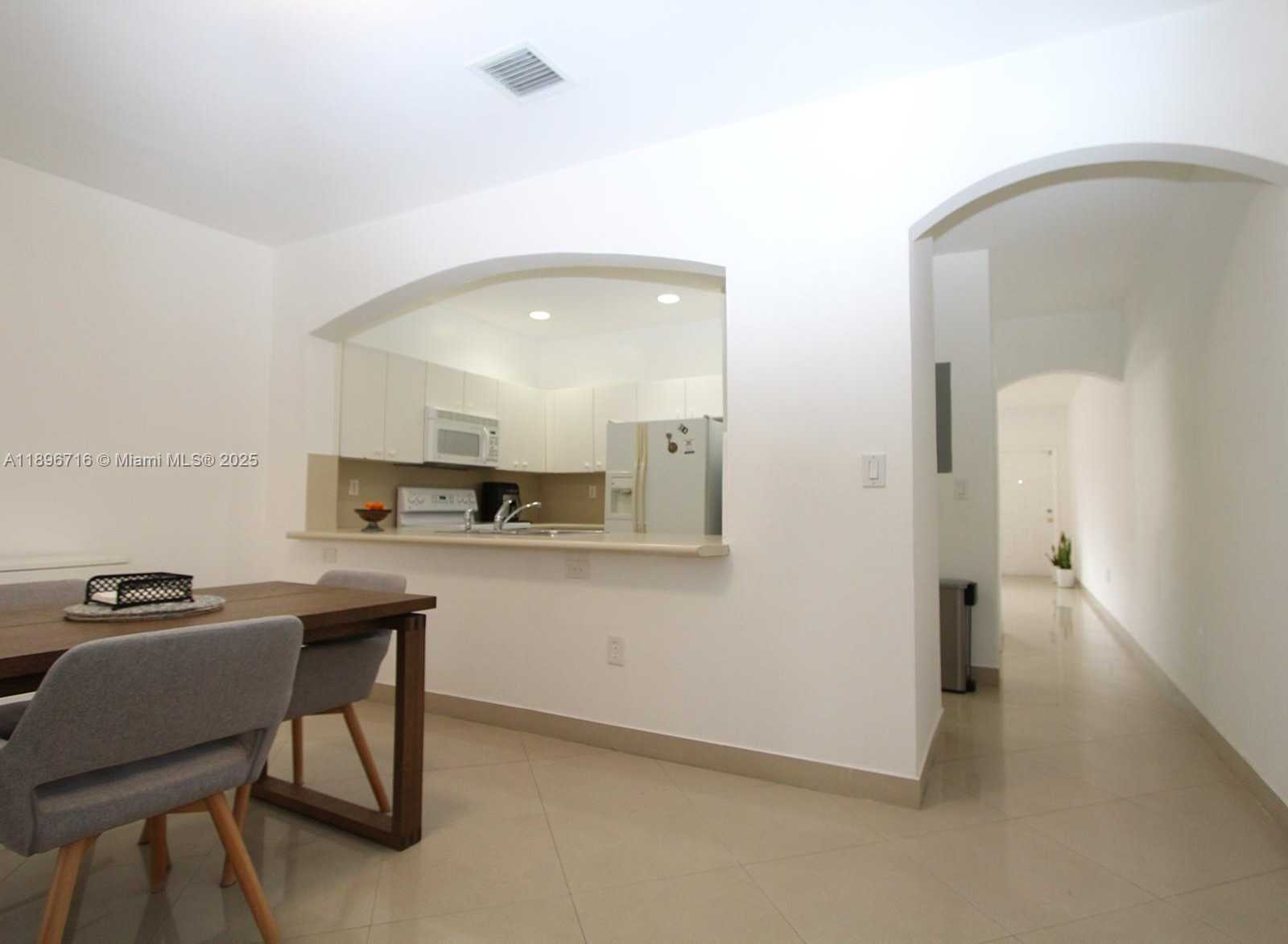 Small Image of 5755 NORTH WEST 115TH CT #110, Doral Number 13