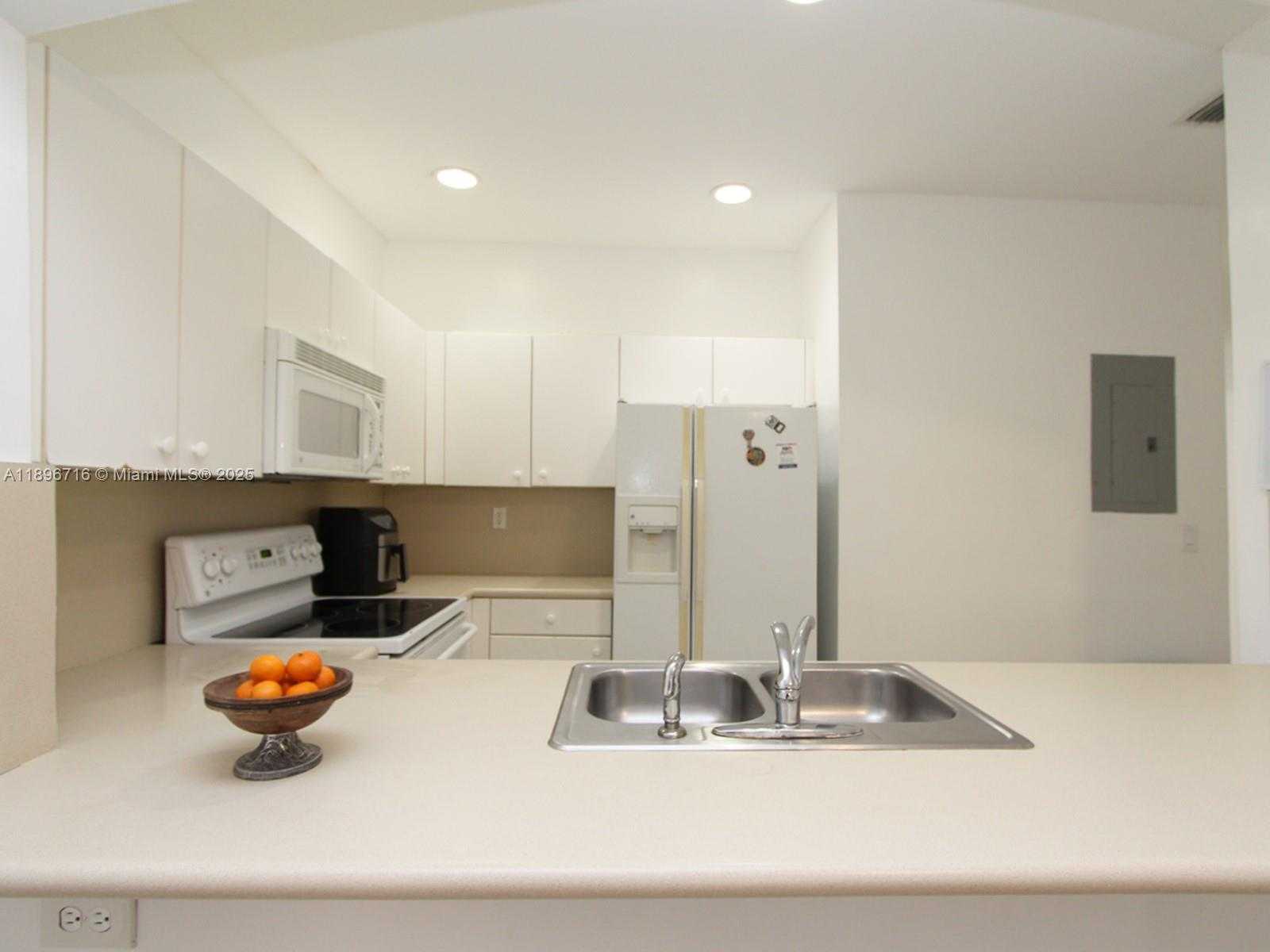 Small Image of 5755 NORTH WEST 115TH CT #110, Doral Number 15