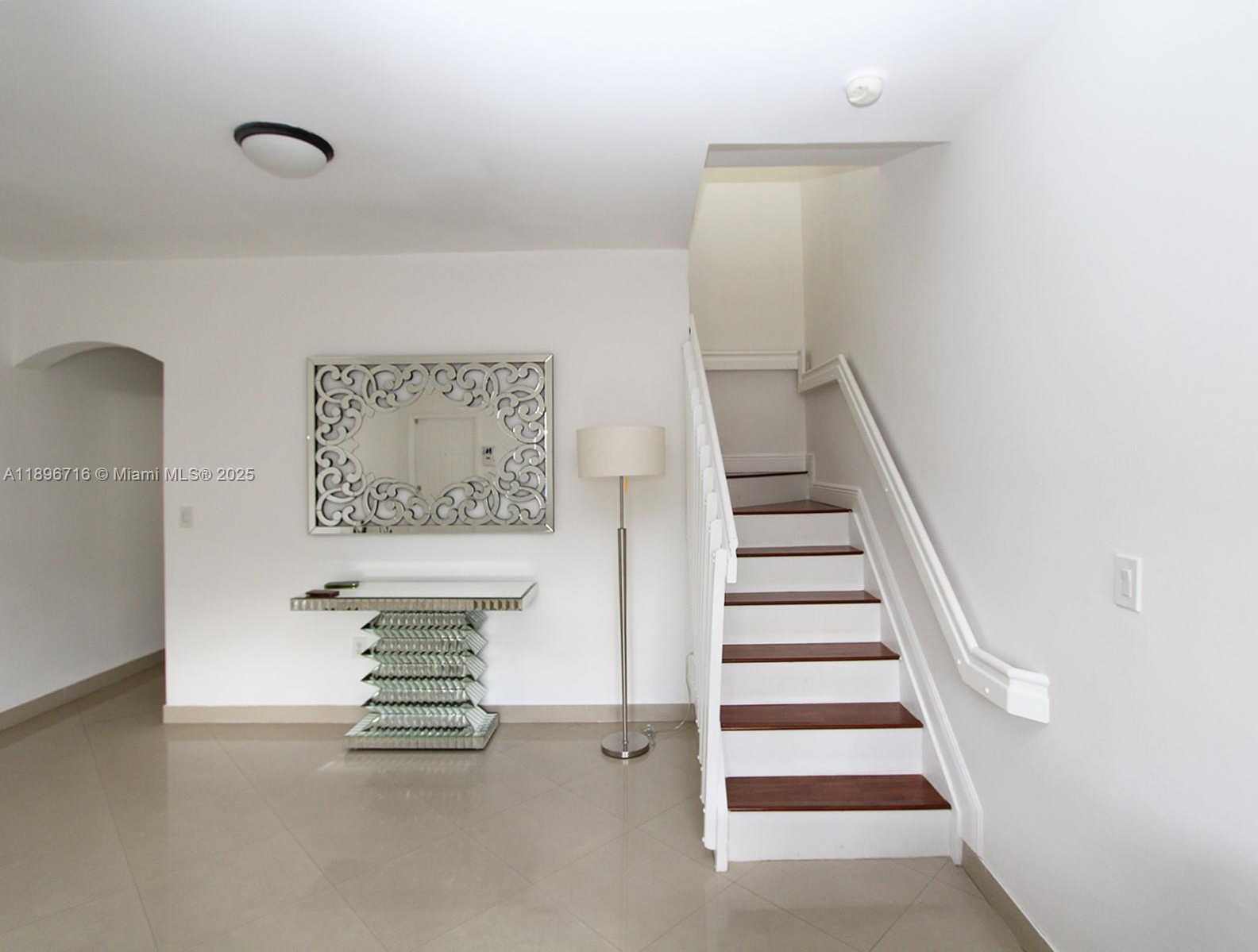 Small Image of 5755 NORTH WEST 115TH CT #110, Doral Number 16