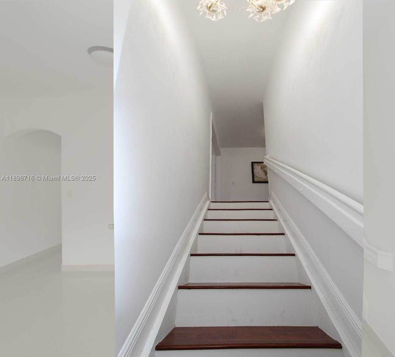 Small Image of 5755 NORTH WEST 115TH CT #110, Doral Number 17