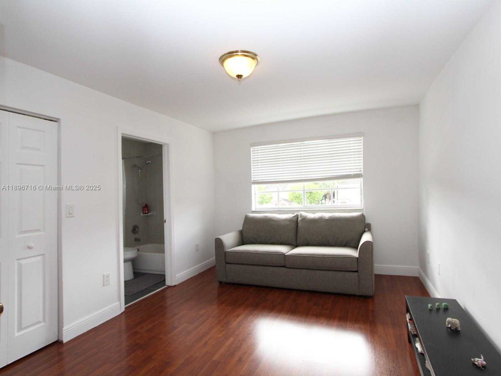 Small Image of 5755 NORTH WEST 115TH CT #110, Doral Number 18