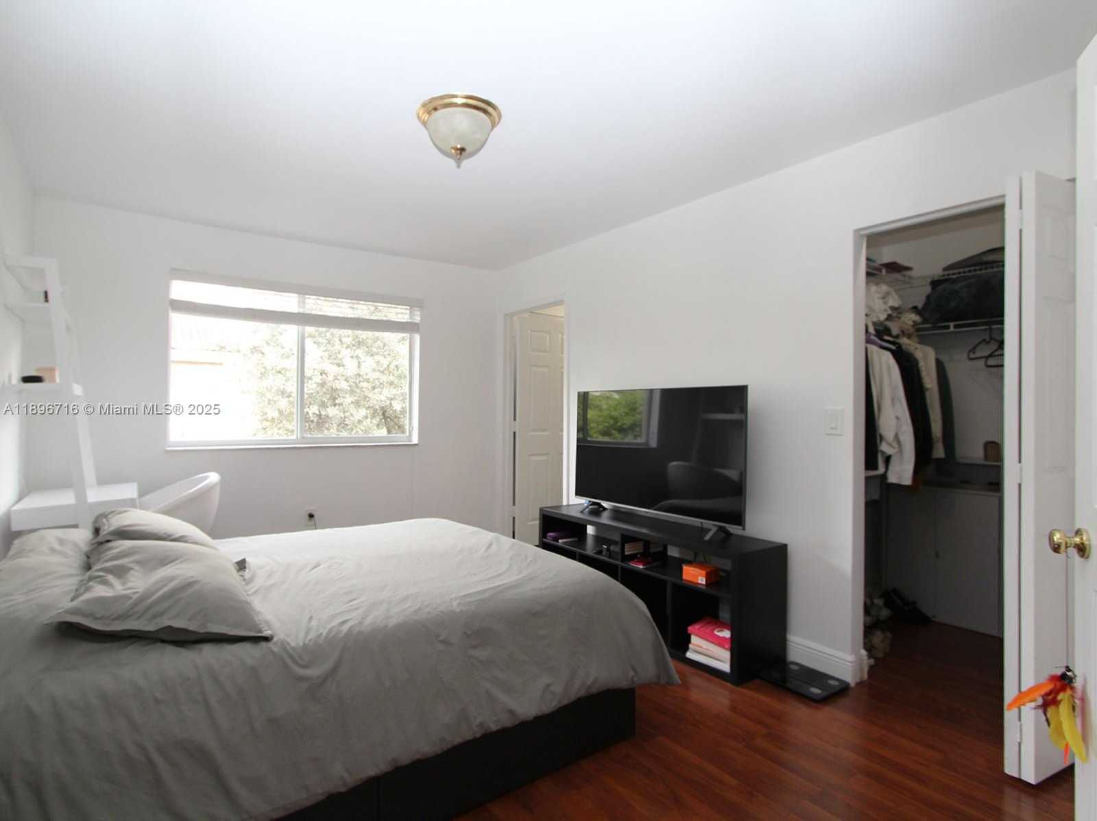 Small Image of 5755 NORTH WEST 115TH CT #110, Doral Number 26