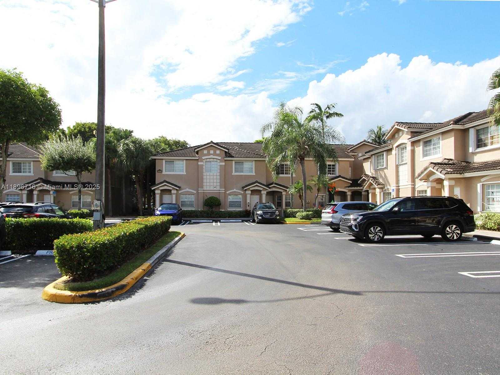 Small Image of 5755 NORTH WEST 115TH CT #110, Doral Number 6