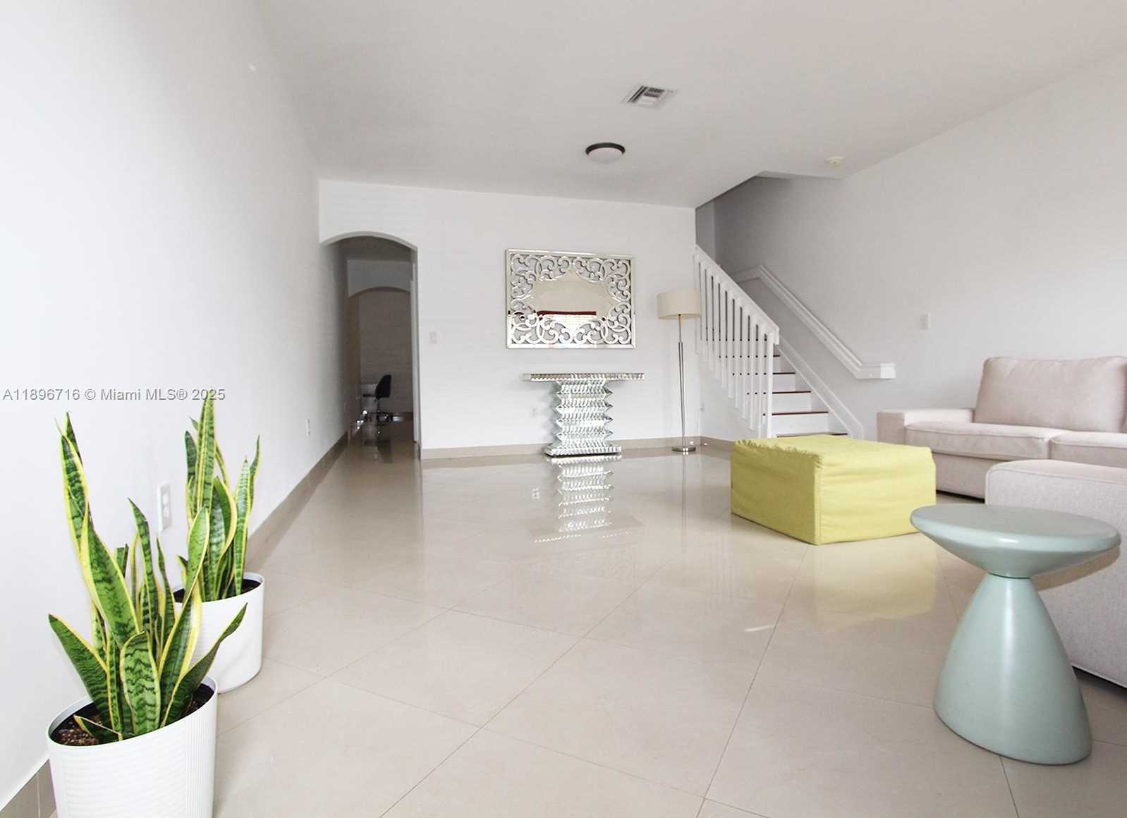 Small Image of 5755 NORTH WEST 115TH CT #110, Doral Number 8