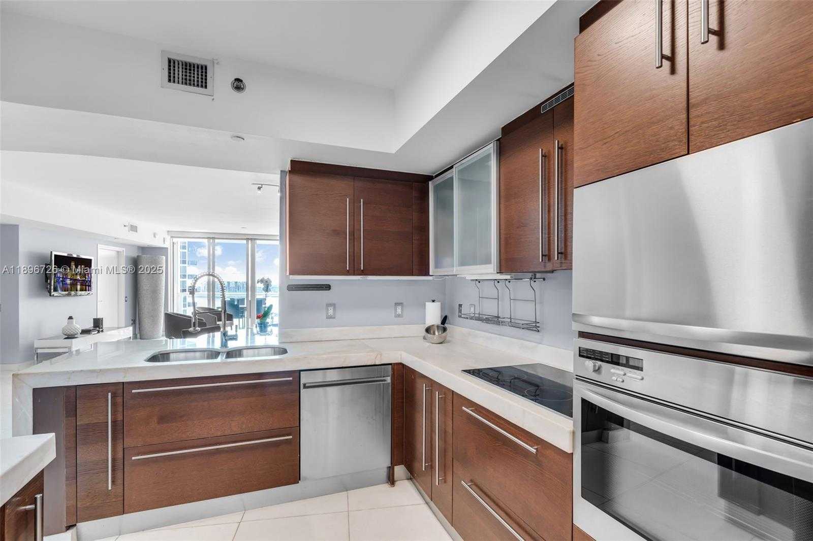 Small Image of 450 ALTON RD #1205, Miami Beach Number 10