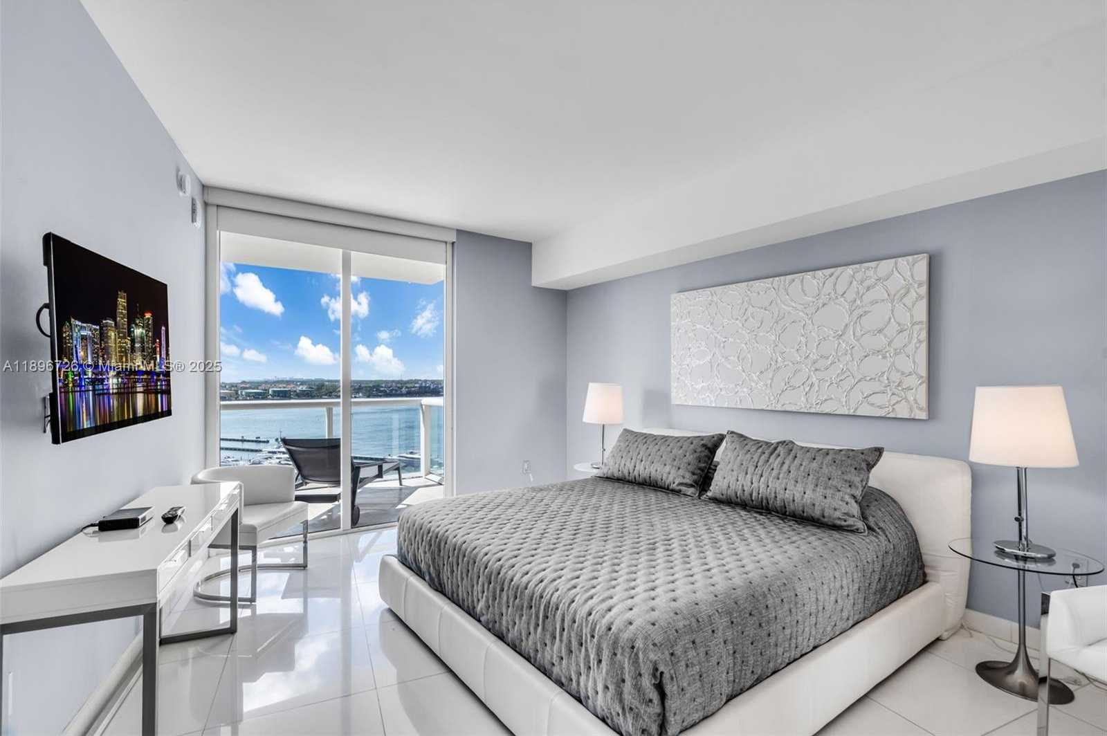 Small Image of 450 ALTON RD #1205, Miami Beach Number 12