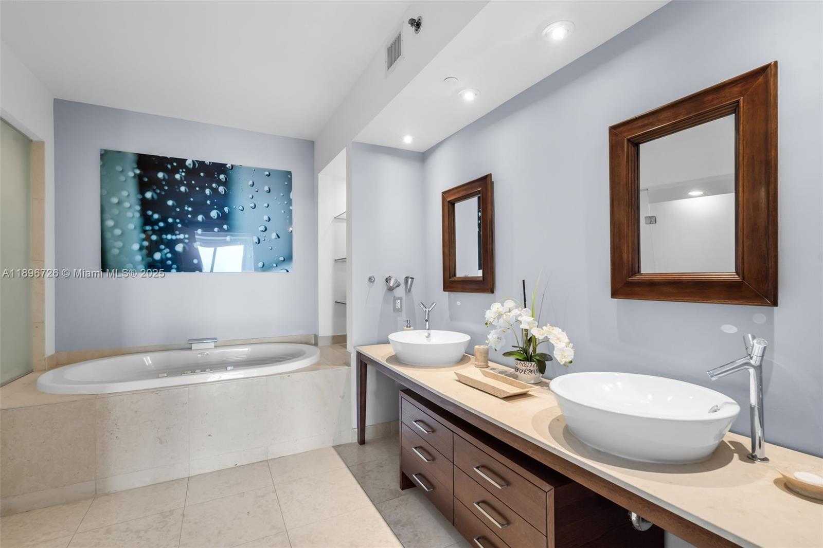 Small Image of 450 ALTON RD #1205, Miami Beach Number 14