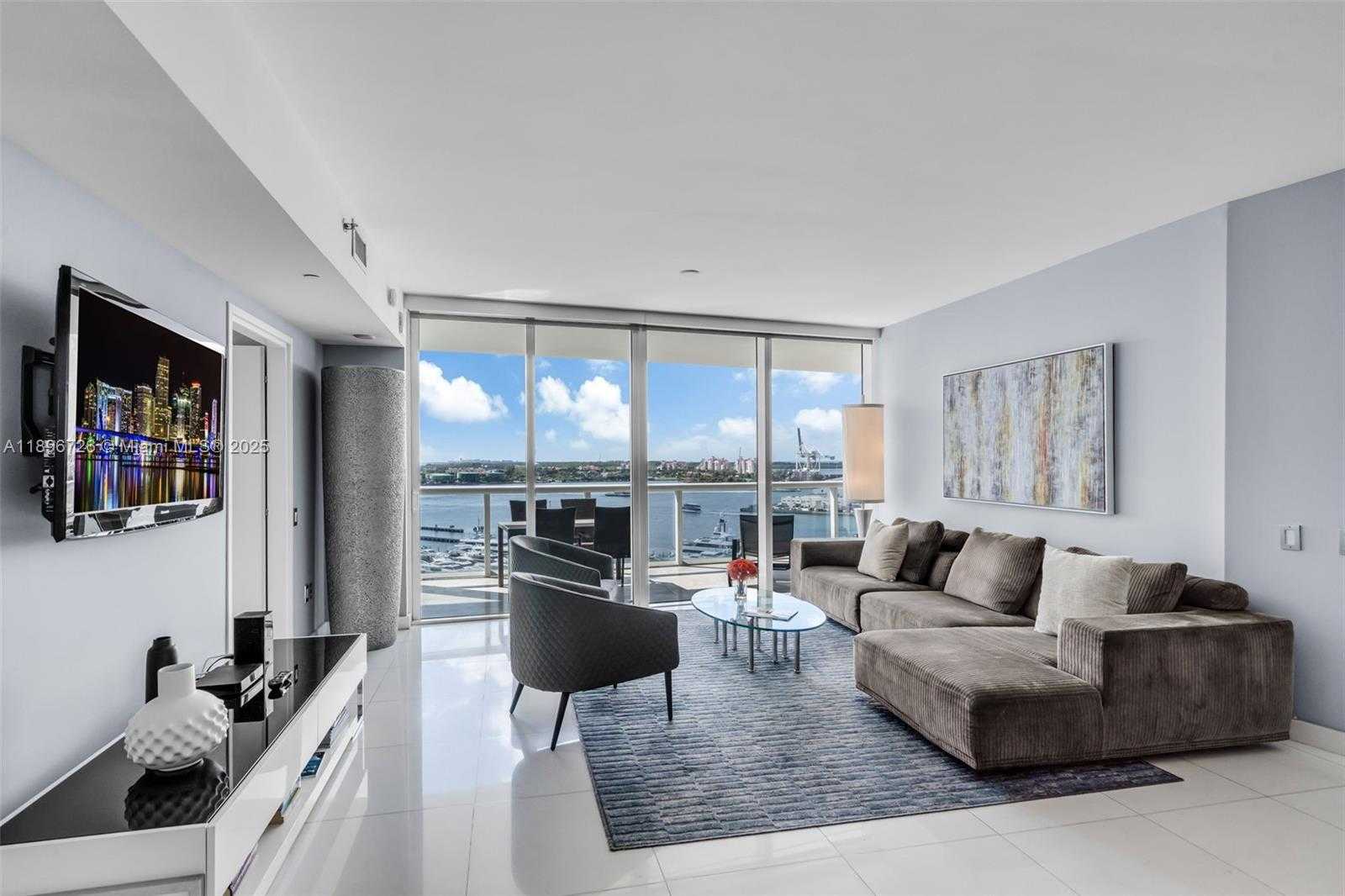 Small Image of 450 ALTON RD #1205, Miami Beach Number 3