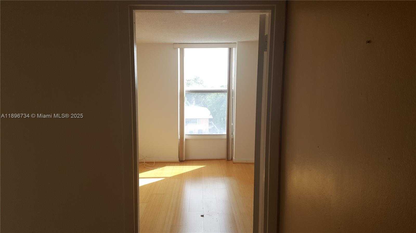 Small Image of 2020 NORTH EAST 135TH ST #406, North Miami Number 8