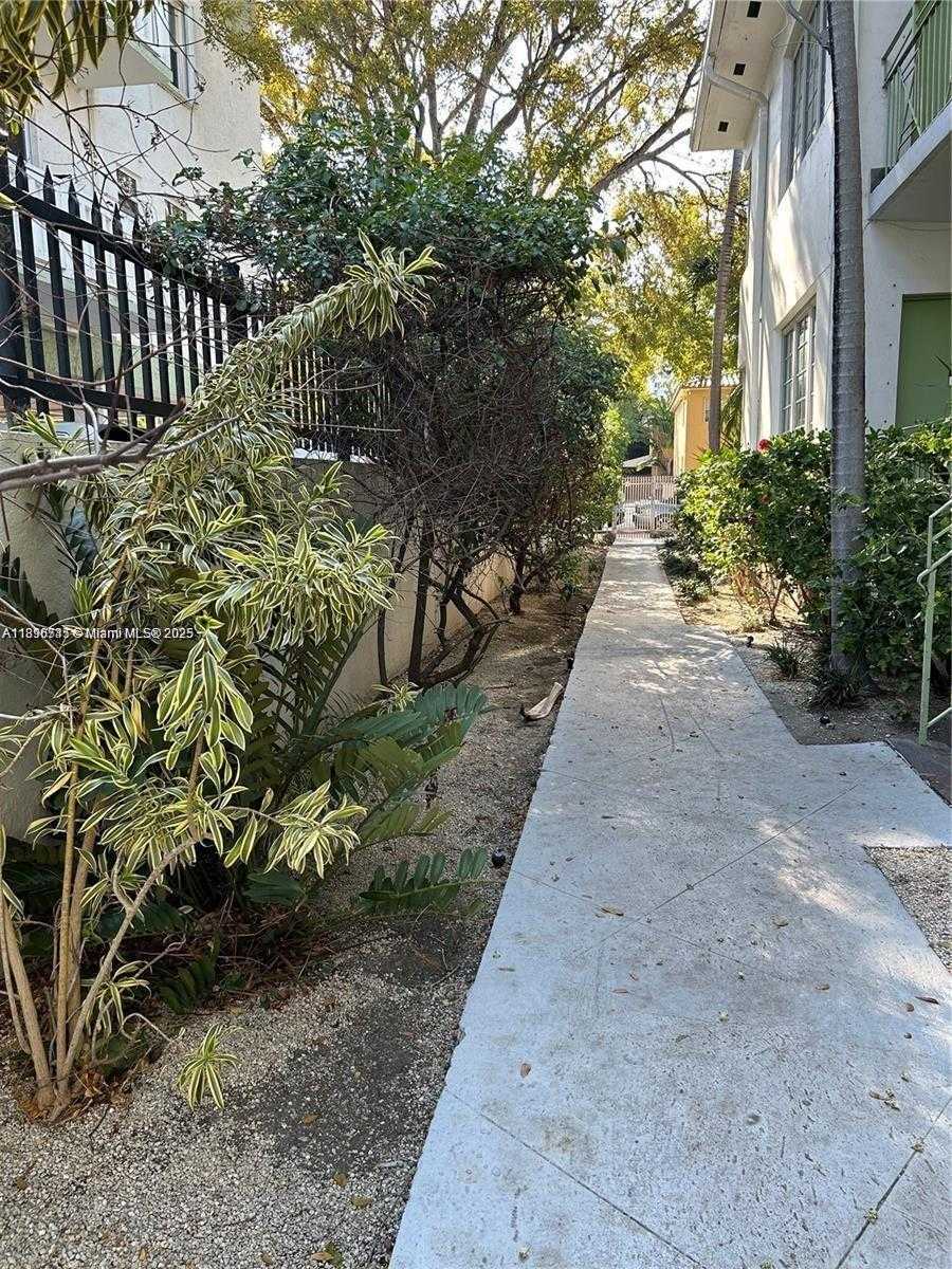 Small Image of 1045 LENOX AVE #11, Miami Beach Number 8