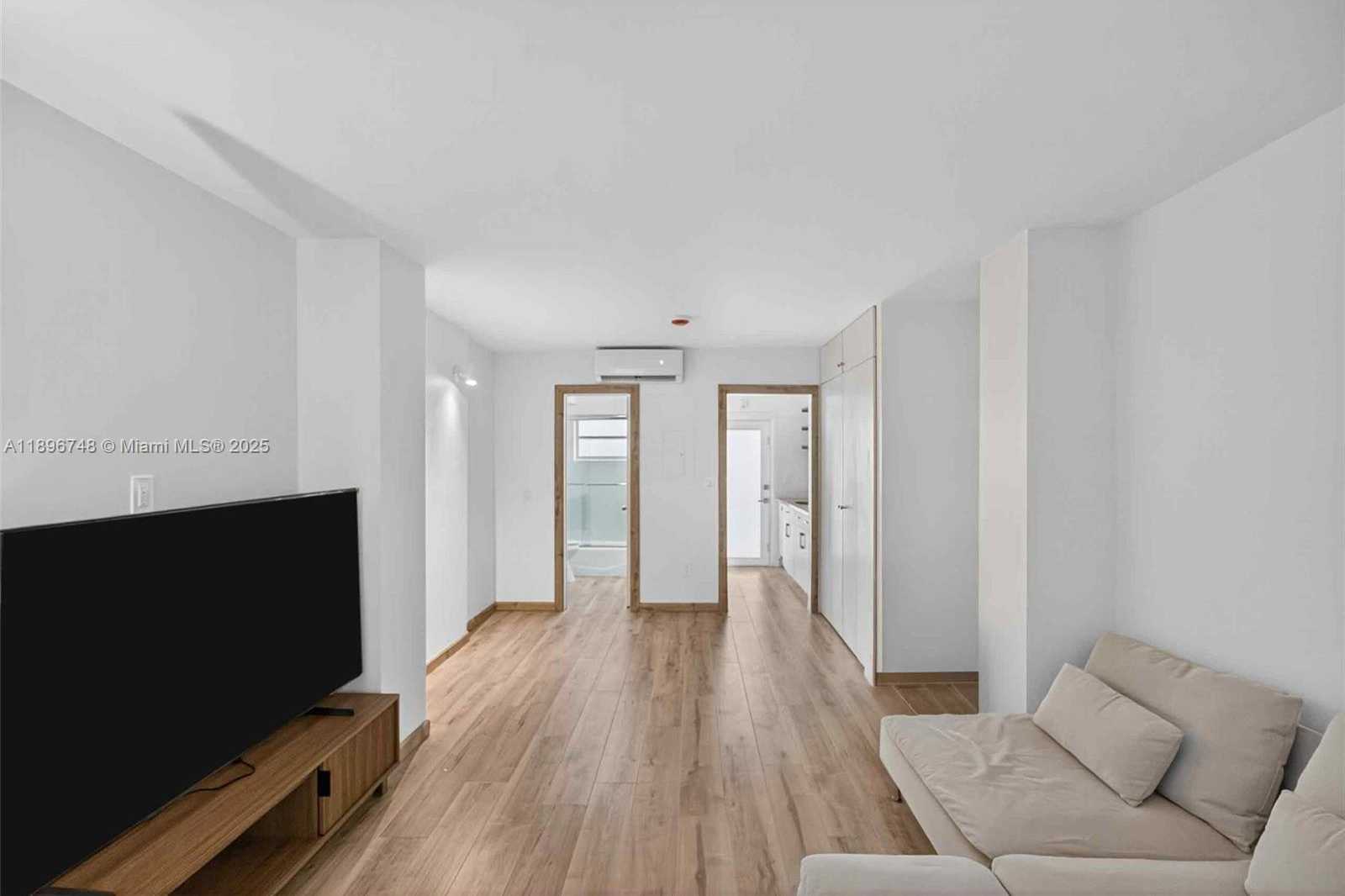 Small Image of 1334 EUCLID AVE #4, Miami Beach Number 11