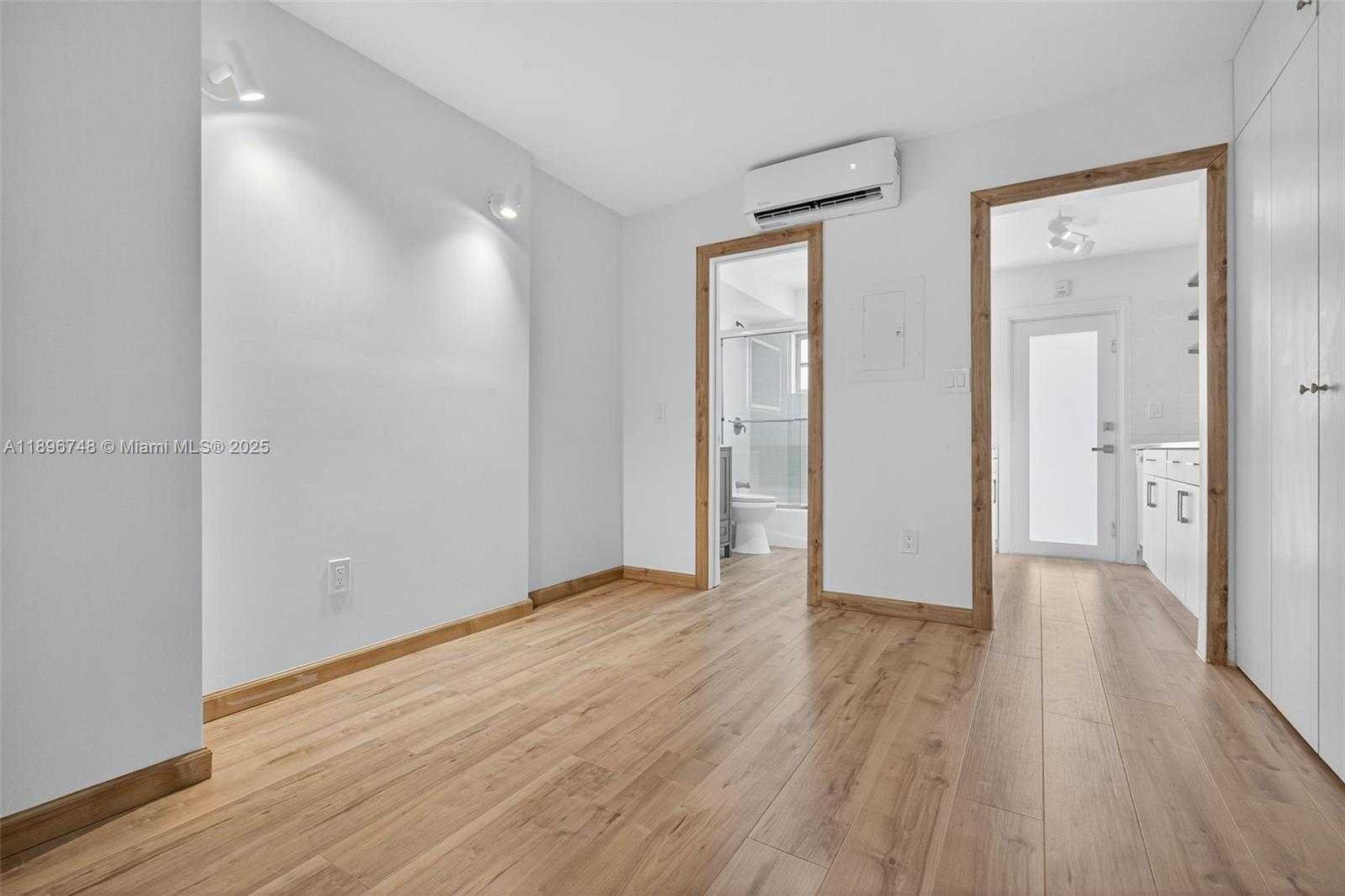 Small Image of 1334 EUCLID AVE #4, Miami Beach Number 13