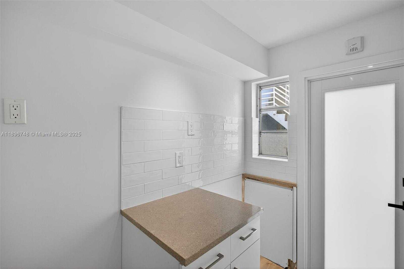 Small Image of 1334 EUCLID AVE #4, Miami Beach Number 19