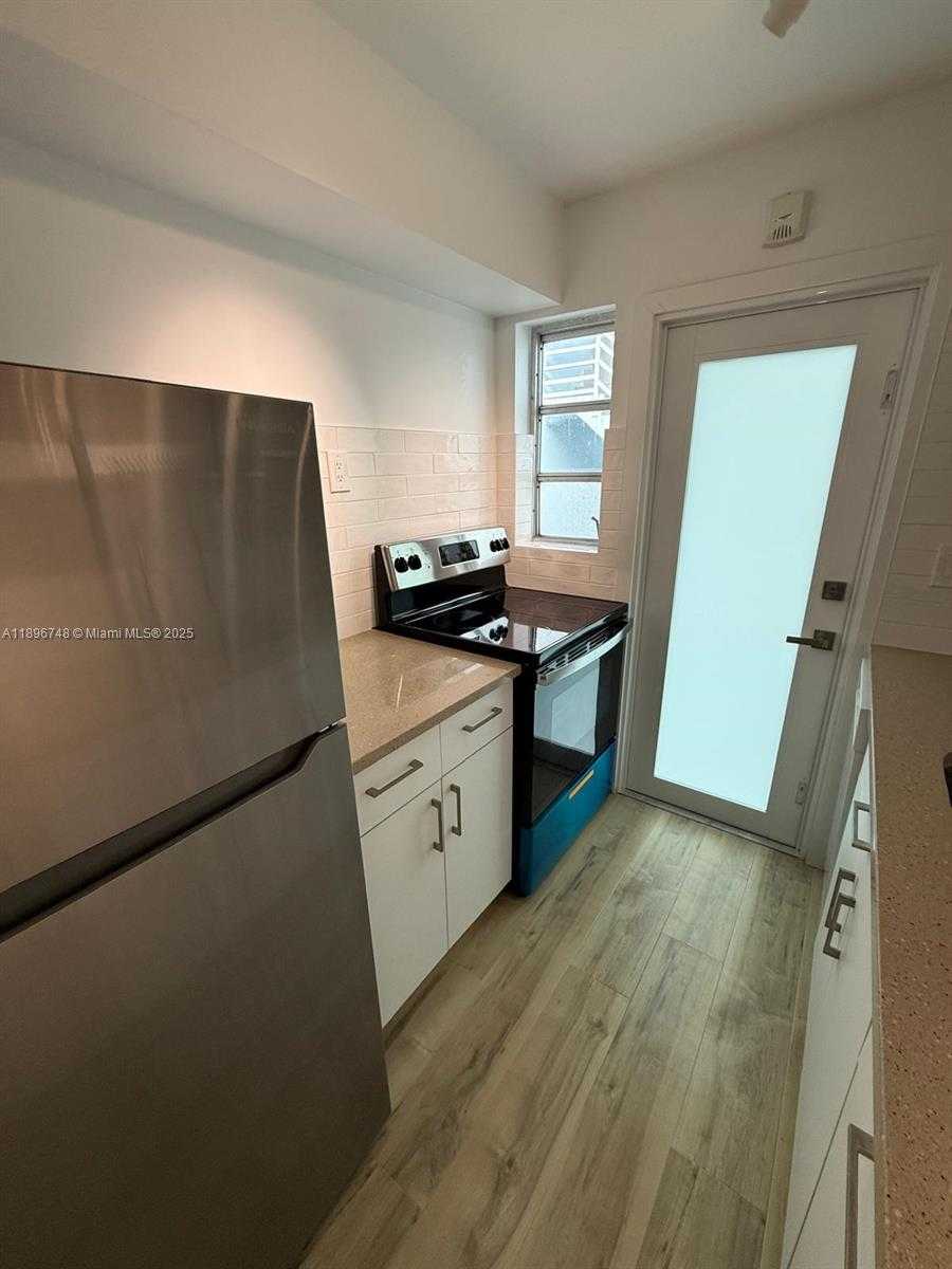 Small Image of 1334 EUCLID AVE #4, Miami Beach Number 5