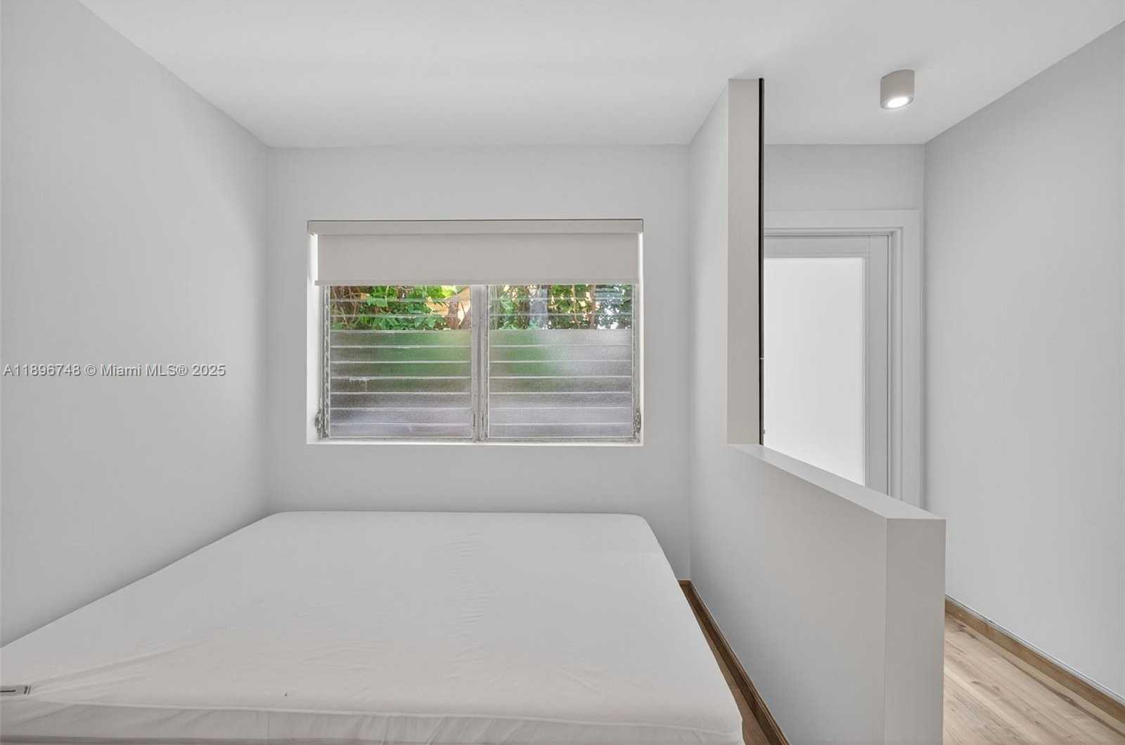 Small Image of 1334 EUCLID AVE #4, Miami Beach Number 9