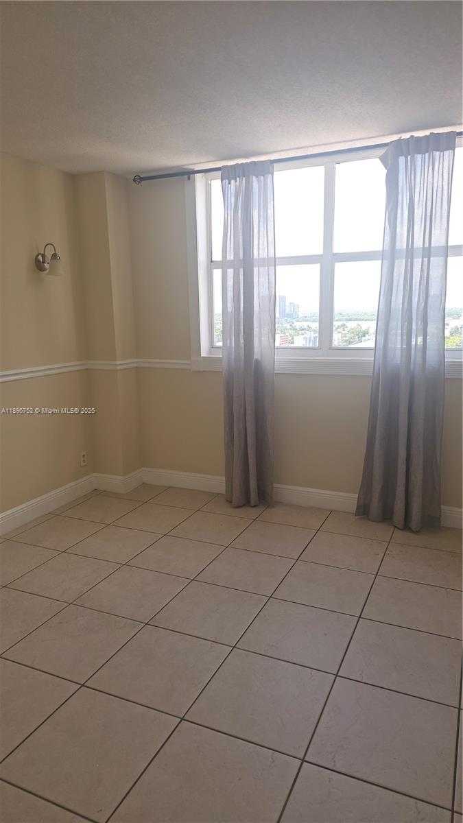 Small Image of 290 174TH ST #1905, Sunny Isles Beach Number 21