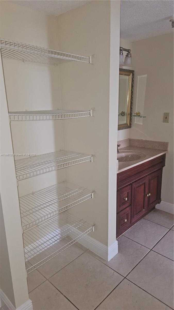 Small Image of 290 174TH ST #1905, Sunny Isles Beach Number 25