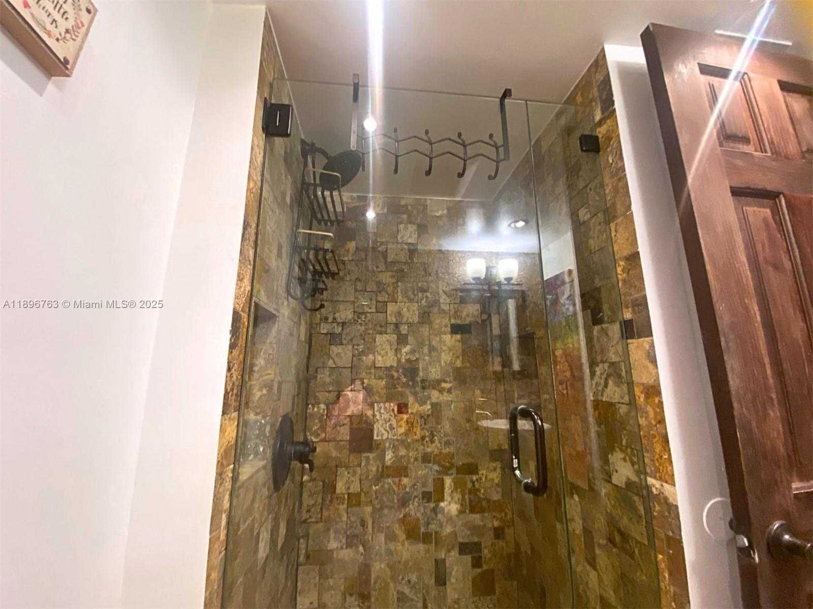 Small Image of 753 MICHIGAN AVE #2B, Miami Beach Number 12