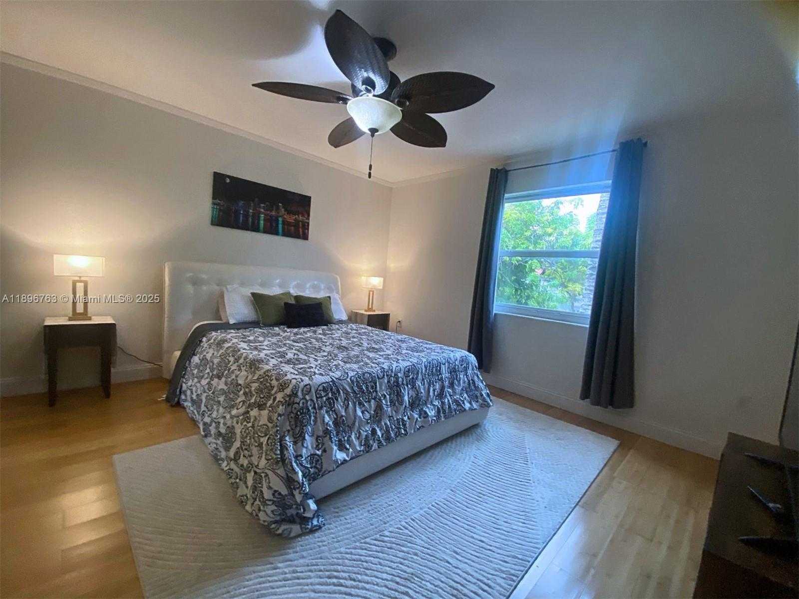 Small Image of 753 MICHIGAN AVE #2B, Miami Beach Number 16