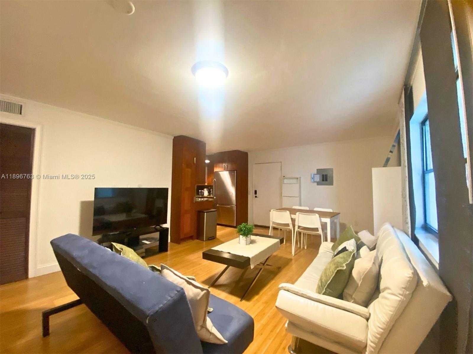 Small Image of 753 MICHIGAN AVE #2B, Miami Beach Number 6