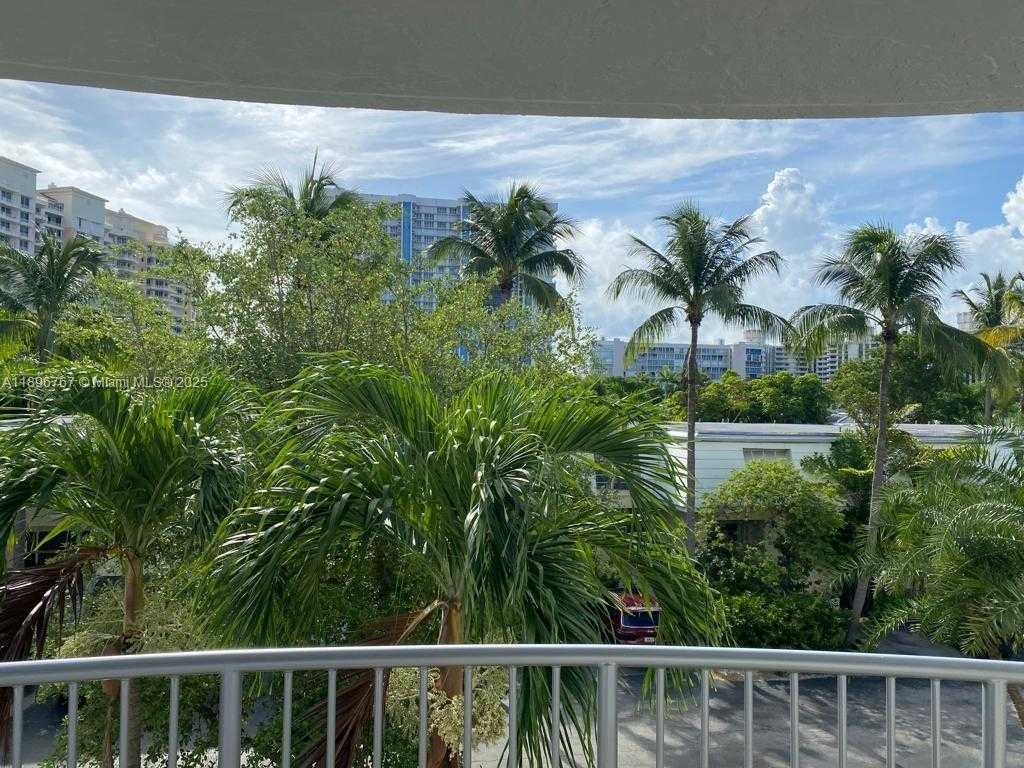 Small Image of 210 SEA VIEW DR #312, Key Biscayne Number 10