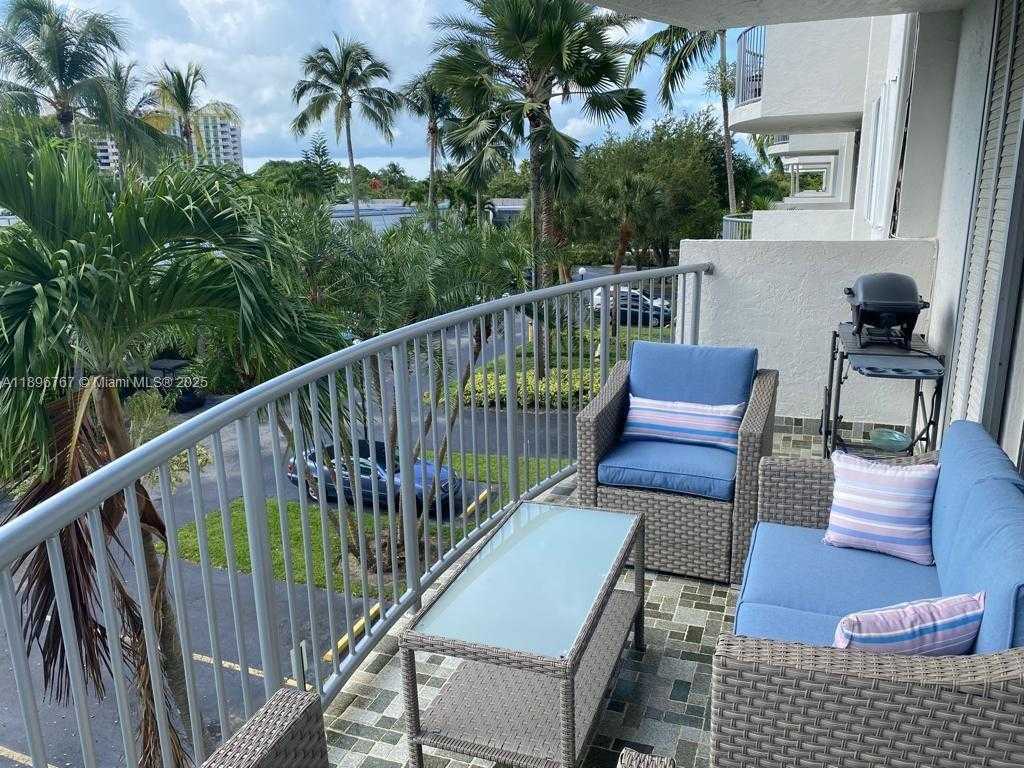 Small Image of 210 SEA VIEW DR #312, Key Biscayne Number 12