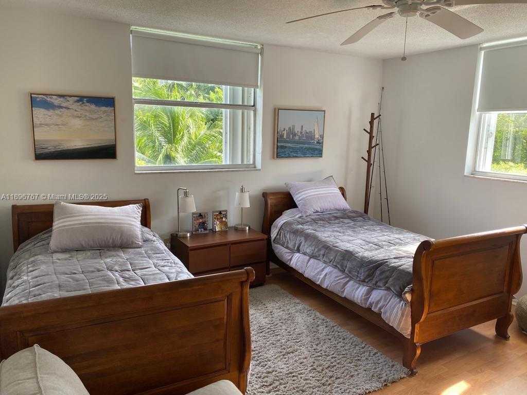 Small Image of 210 SEA VIEW DR #312, Key Biscayne Number 16