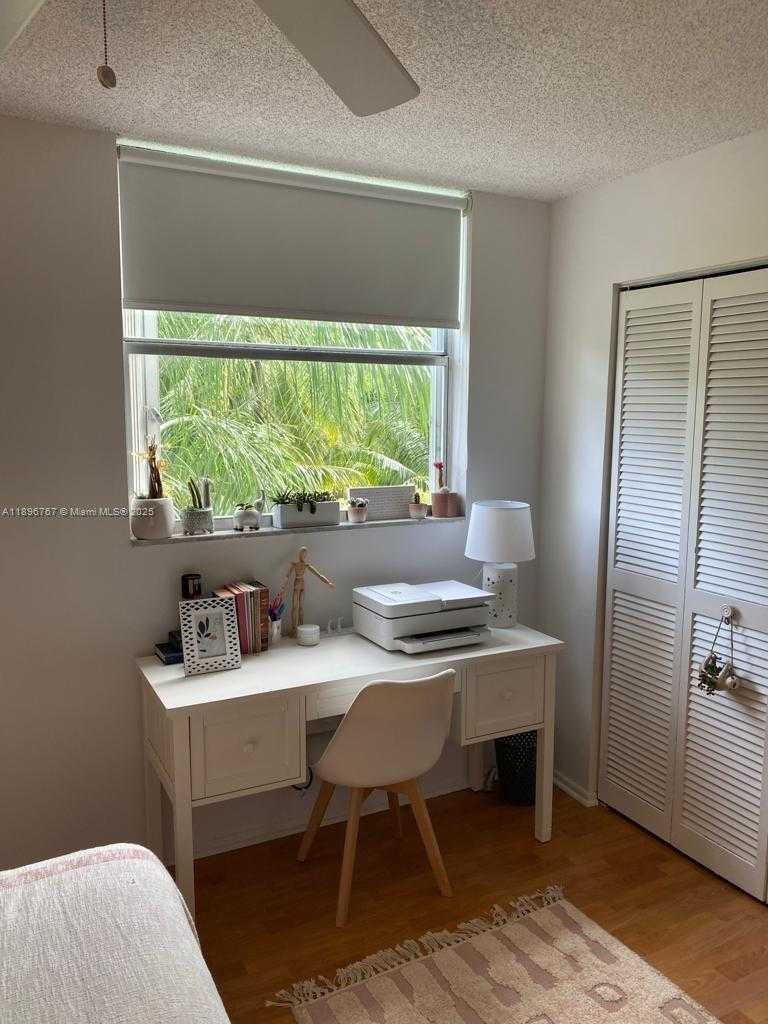 Small Image of 210 SEA VIEW DR #312, Key Biscayne Number 17