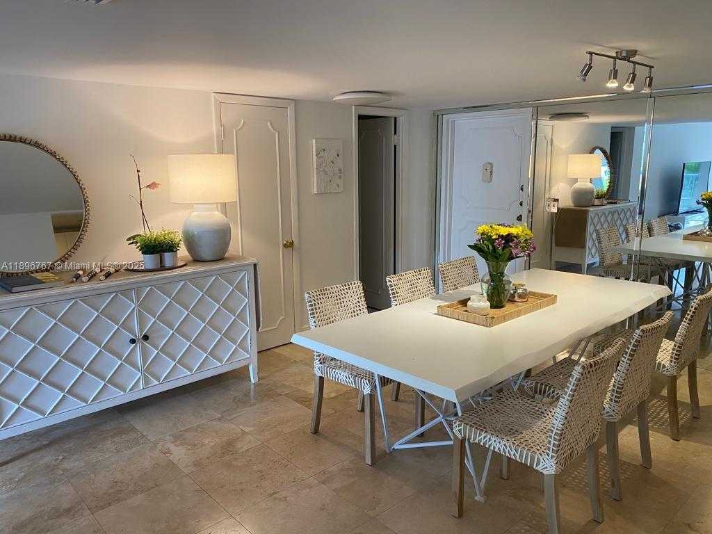 Small Image of 210 SEA VIEW DR #312, Key Biscayne Number 6