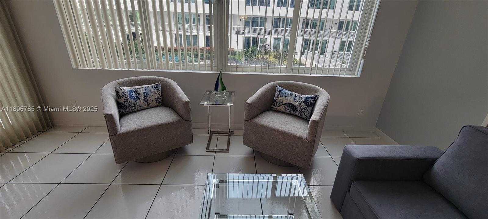 Small Image of 5401 COLLINS AVE #214, Miami Beach Number 17