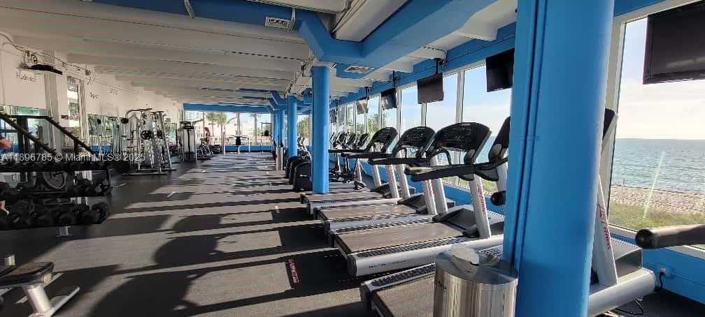 Small Image of 5401 COLLINS AVE #214, Miami Beach Number 32