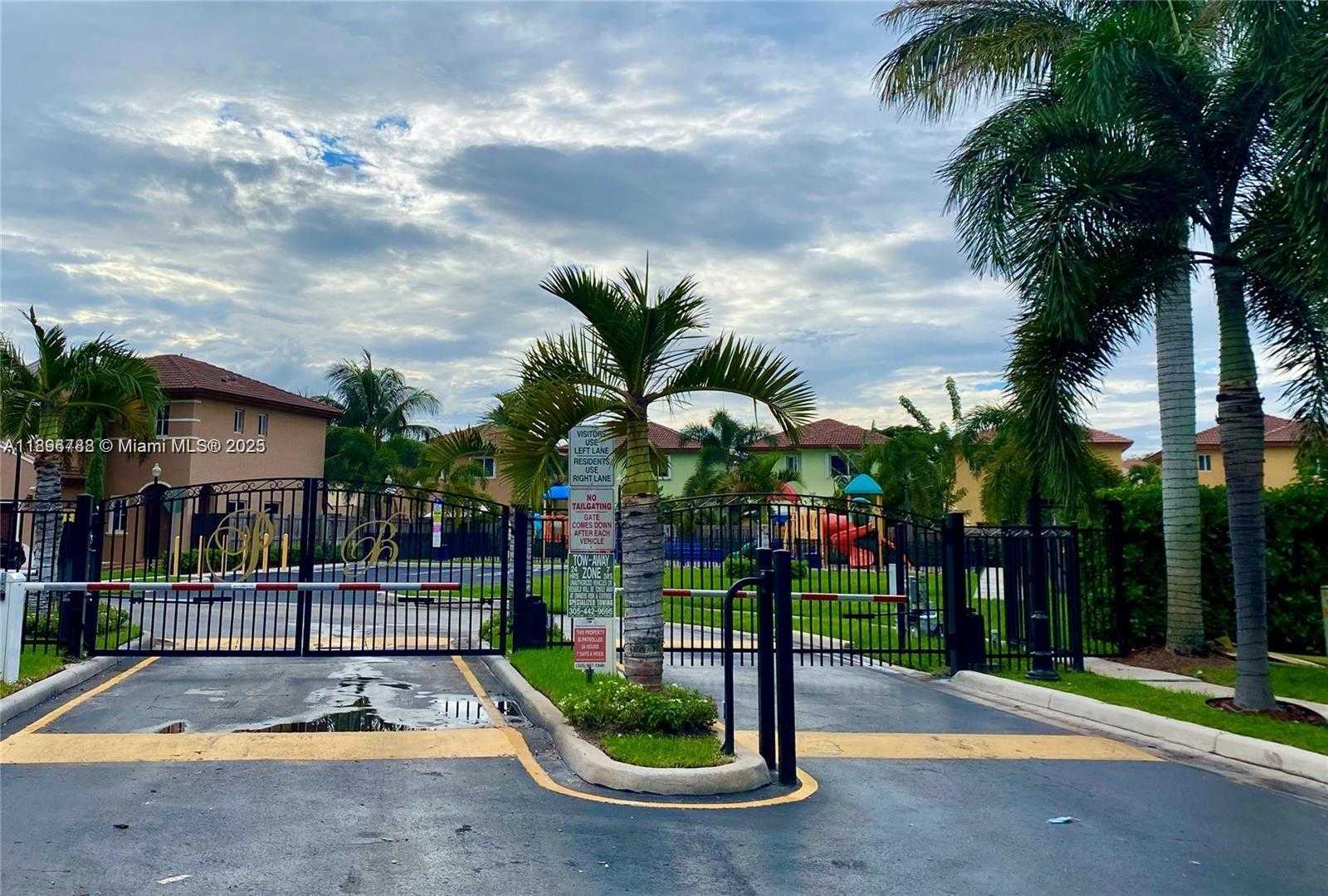 Small Image of 1064 NORTH EAST 41ST AVE, Homestead Number 2
