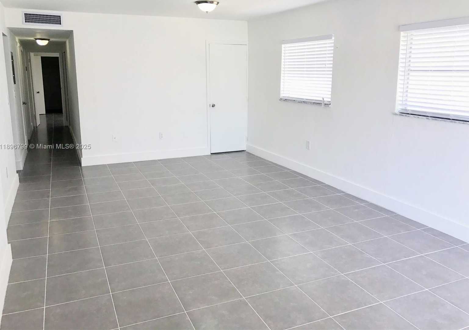 Small Image of 740 81ST ST #3, Miami Beach Number 4