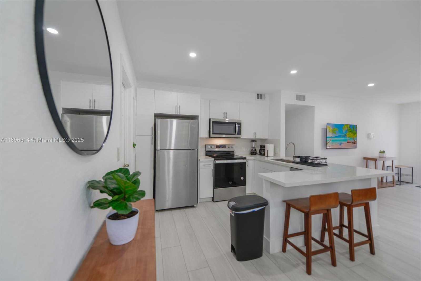 Small Image of 655 NORTH EAST 62ND ST, Miami Number 12