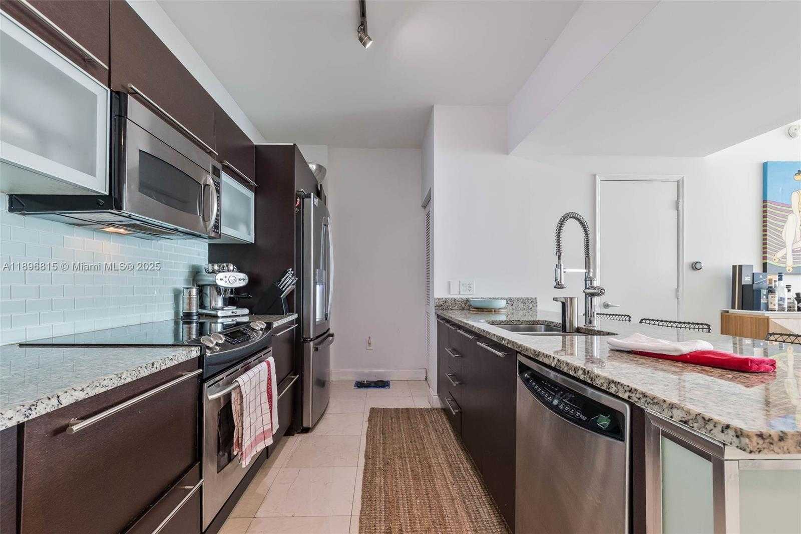 Small Image of 951 BRICKELL AVE #1606, Miami Number 10