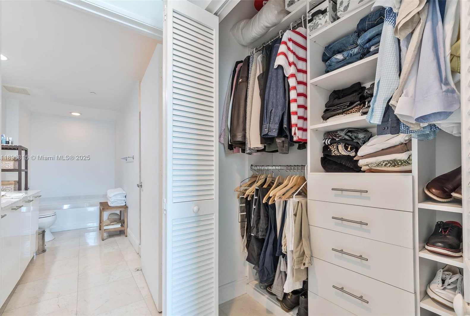 Small Image of 951 BRICKELL AVE #1606, Miami Number 15