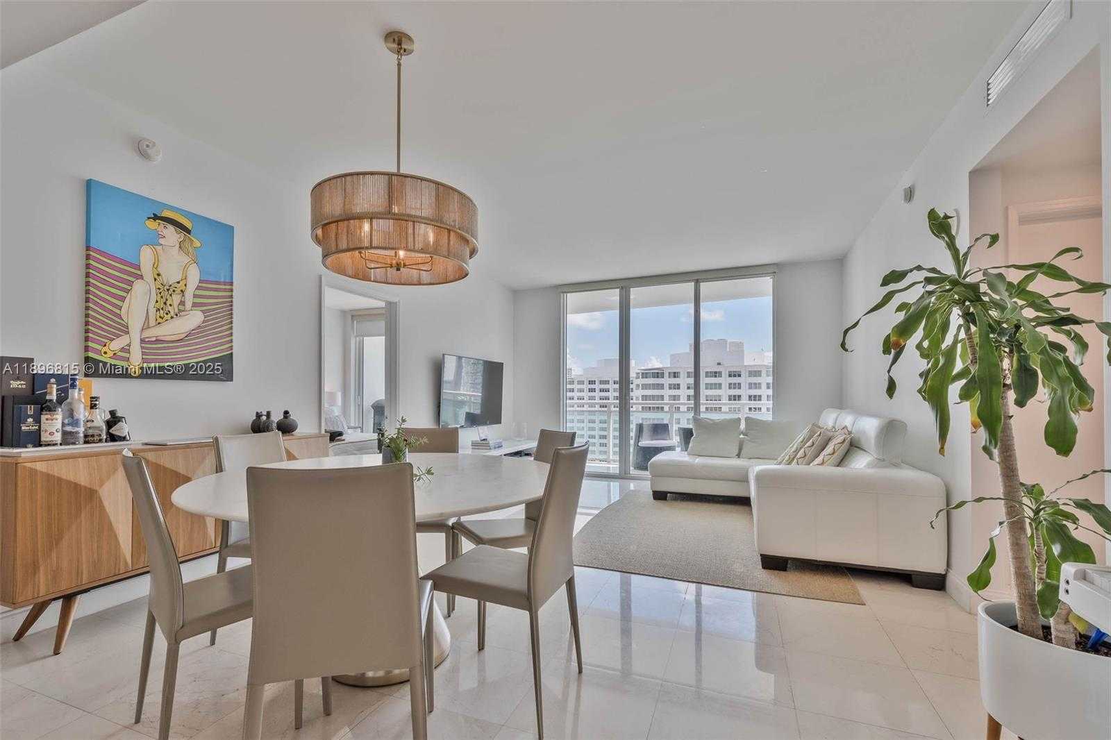 Small Image of 951 BRICKELL AVE #1606, Miami Number 2