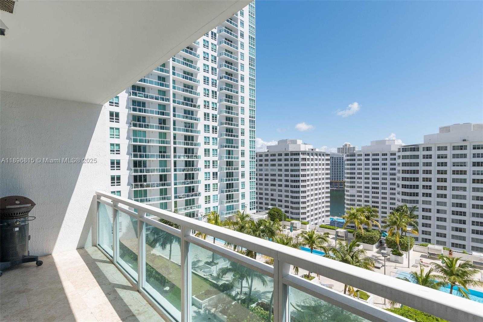 Small Image of 951 BRICKELL AVE #1606, Miami Number 29
