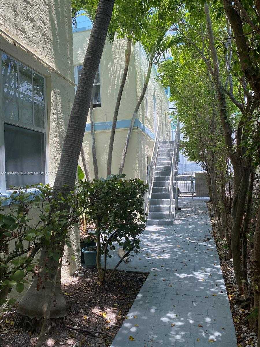 Small Image of 719 MERIDIAN AVE #7, Miami Beach Number 7
