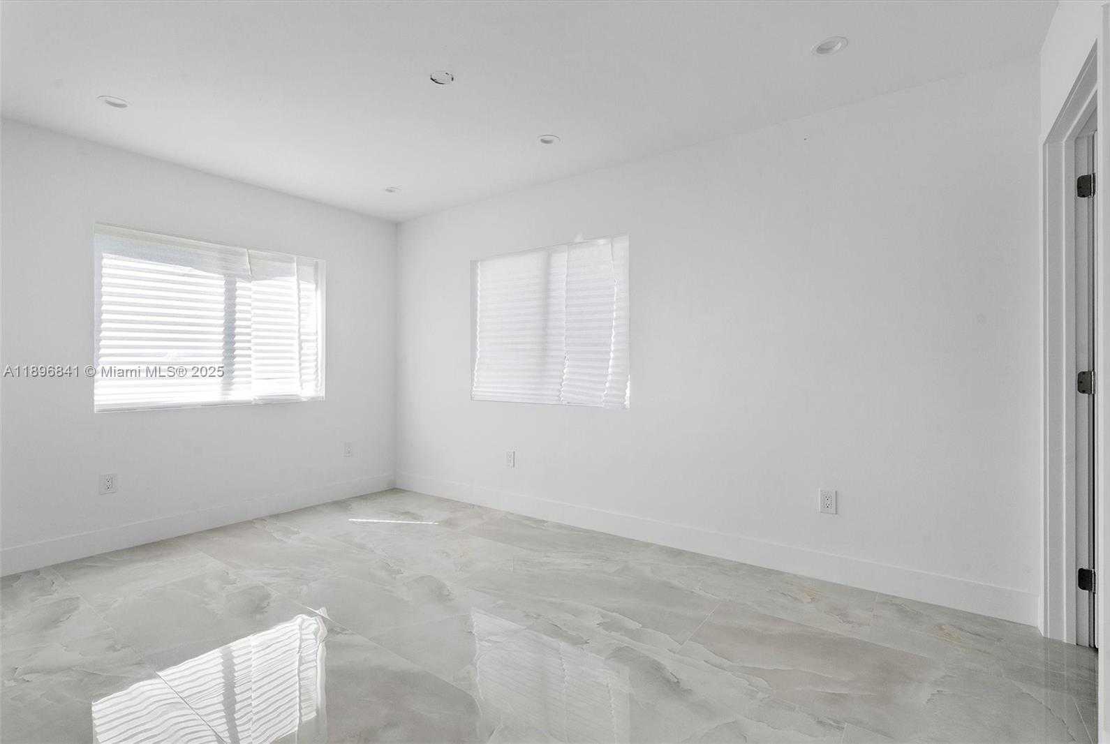 Small Image of 2924 NORTH WEST 58TH ST #2924, Miami Number 23