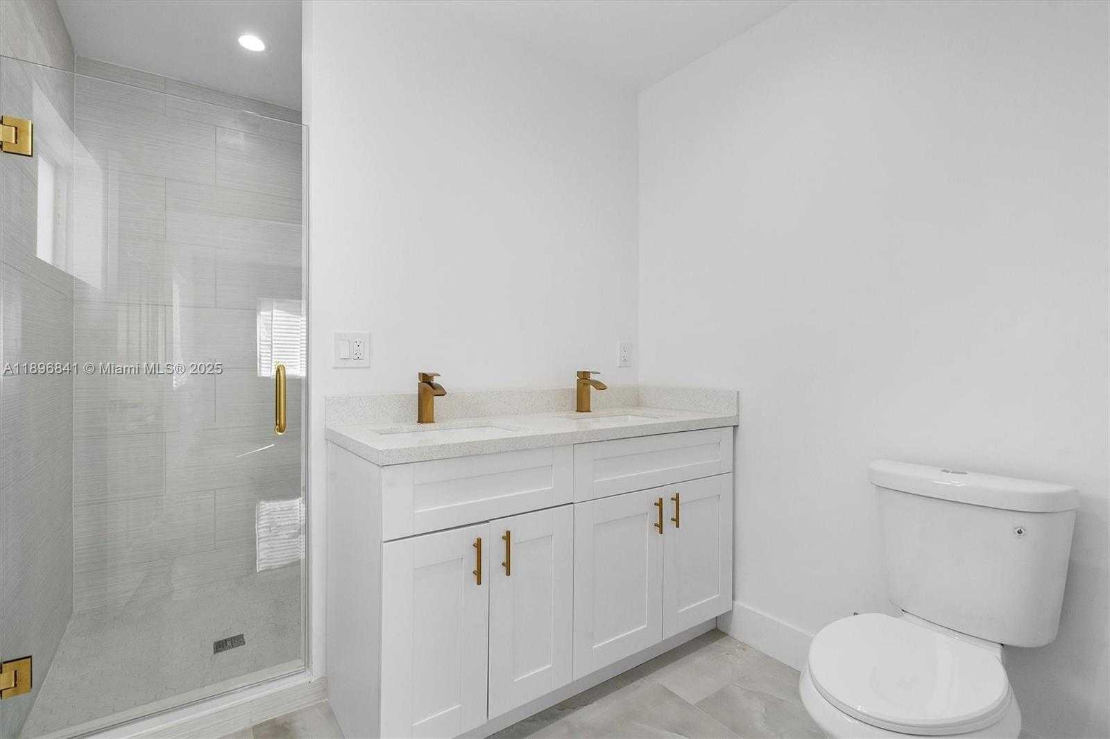 Small Image of 2924 NORTH WEST 58TH ST #2924, Miami Number 28