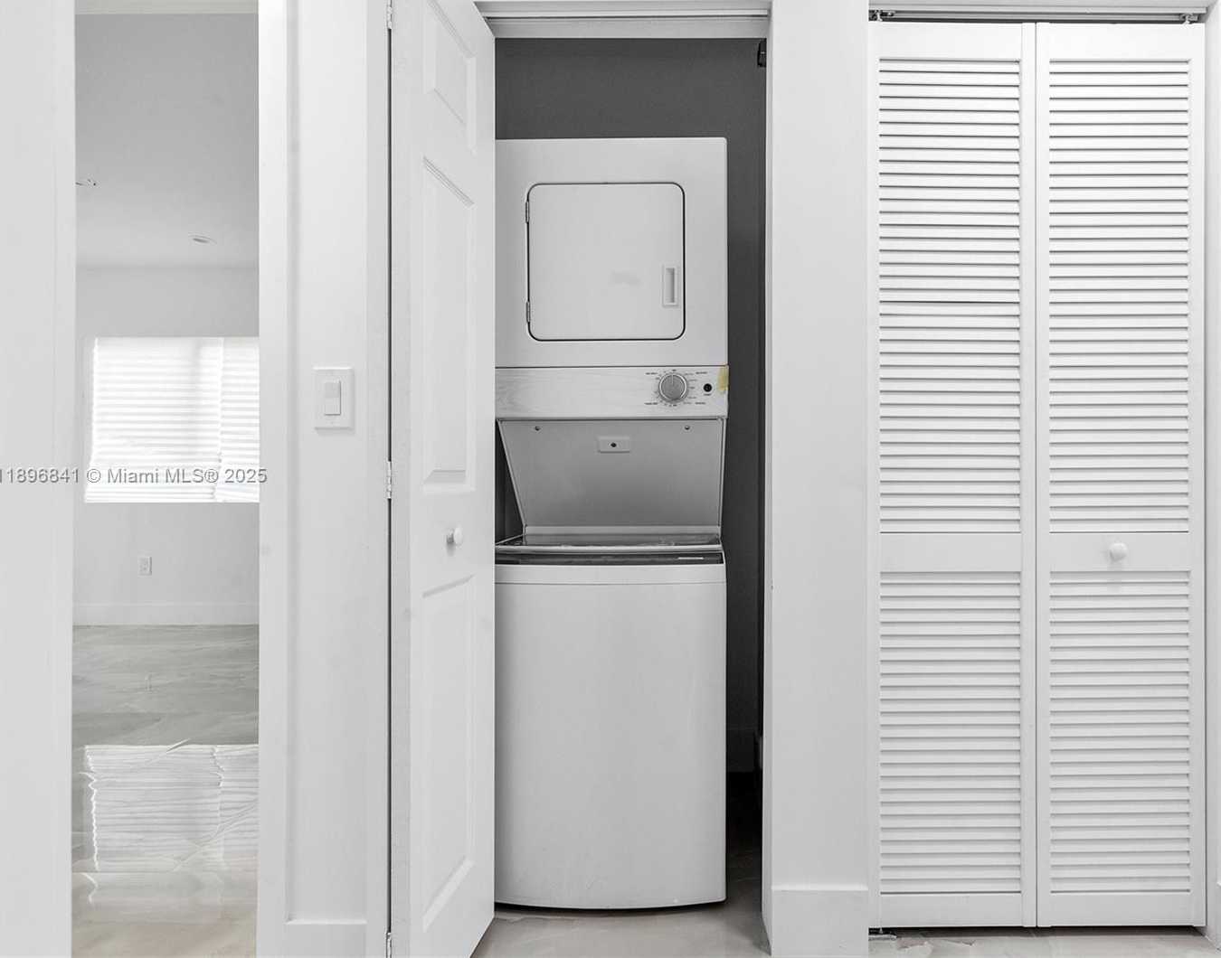 Small Image of 2924 NORTH WEST 58TH ST #2924, Miami Number 36