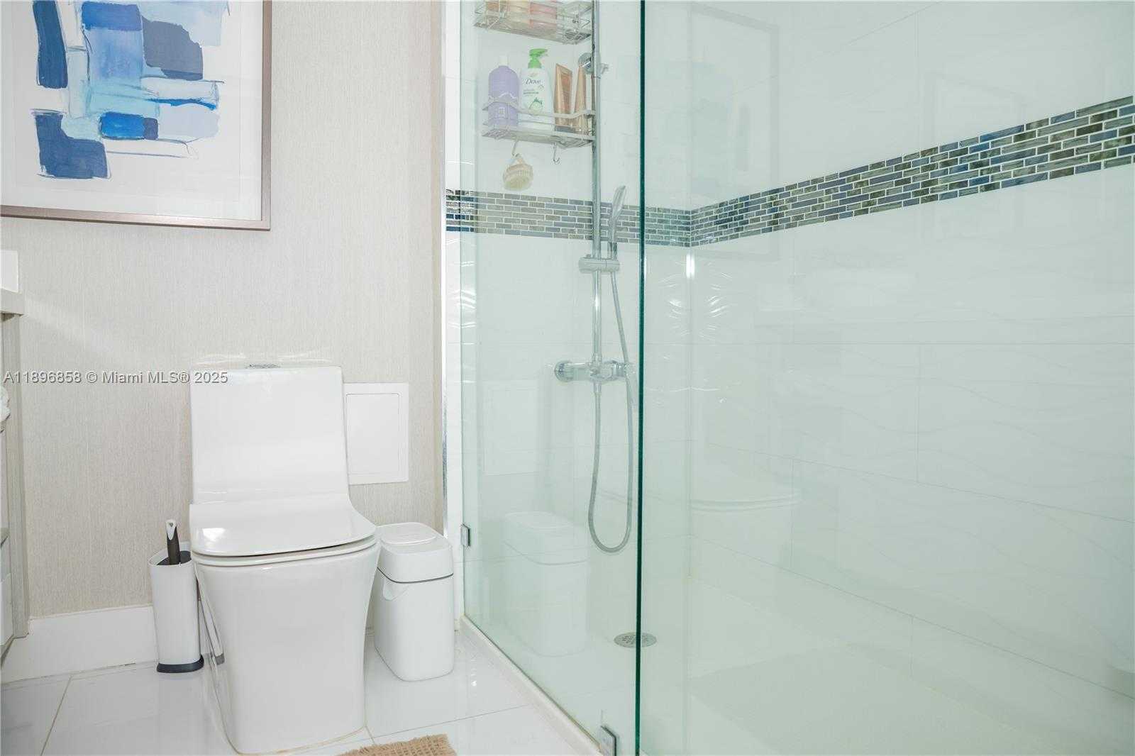 Small Image of 3375 NORTH COUNTRY CLUB DR #205, Aventura Number 10